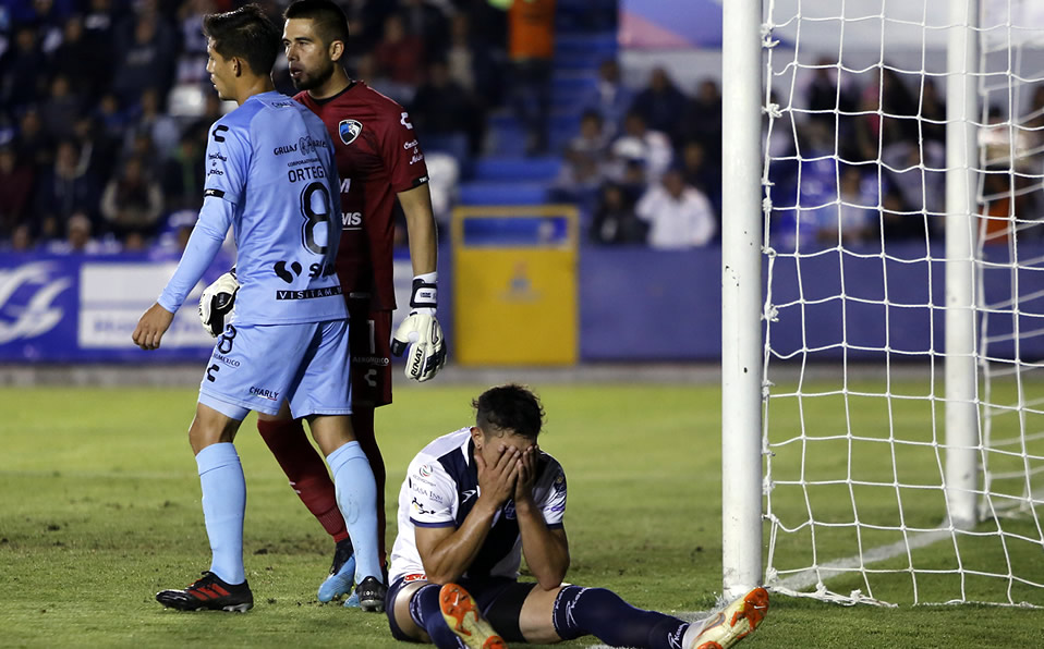 Ricardo Marín lamenta su oso en el juego del Celaya ante Tampico. (Imago7)
