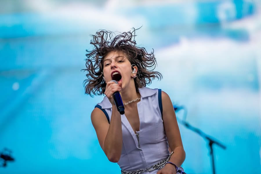 Las bandas prendieron el ánimo  de los asistentes al primer día del Corona Capital en la CDMX. FOTO: @CoronaCapital