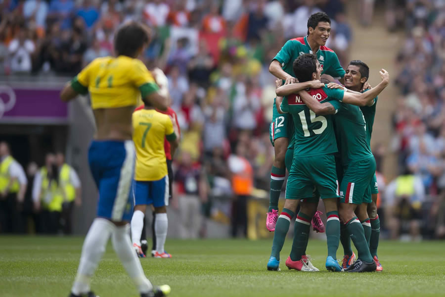 El selectivo azteca se impuso a Brasil en la Final de los Juegos Olímpicos de Londres. FOTO: Mexsport.