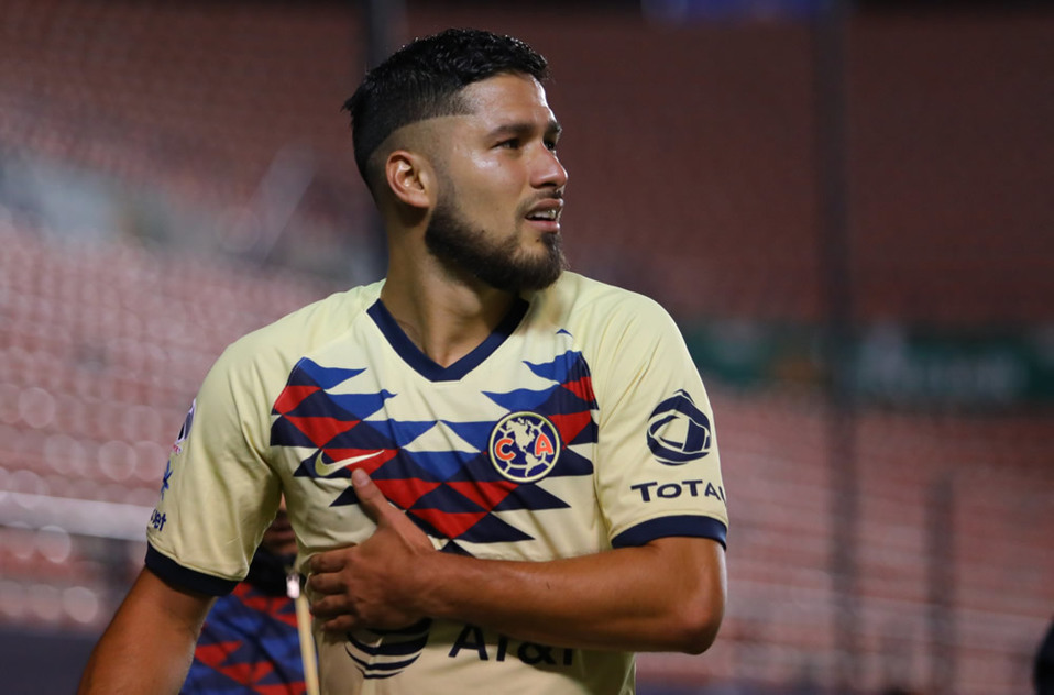 Bruno Valdez: Versátil, desde hace tiempo ha sido un bastión en la zaga del América.