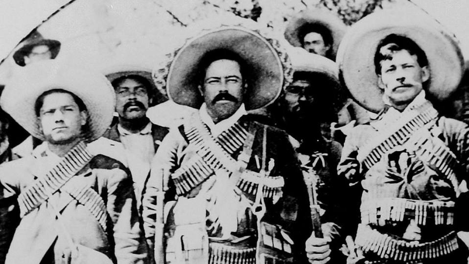 Se conmemoran 109 años de la Revolución Mexicana.