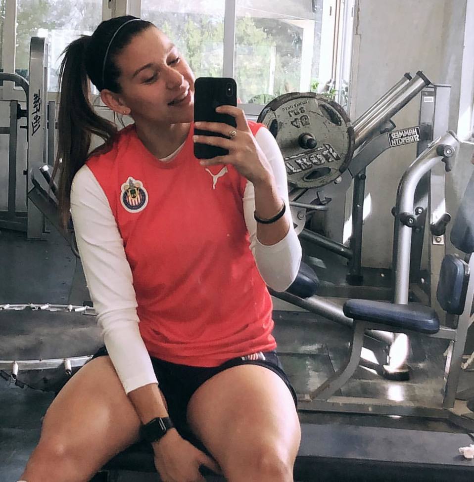 Norma Palafox es una de las jugadoras más famosas de la Liga MX Femenil, es de corazón Chiva y de indudable belleza.