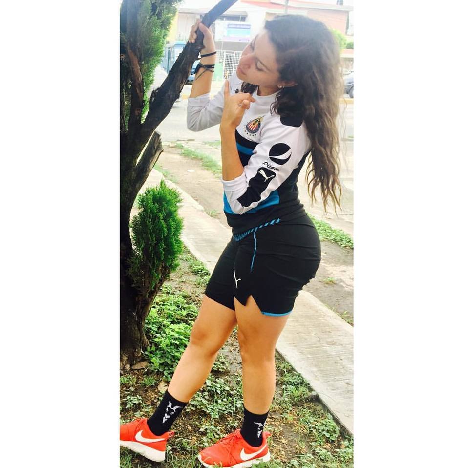 Norma Palafox es una de las jugadoras más famosas de la Liga MX Femenil, es de corazón Chiva y de indudable belleza.