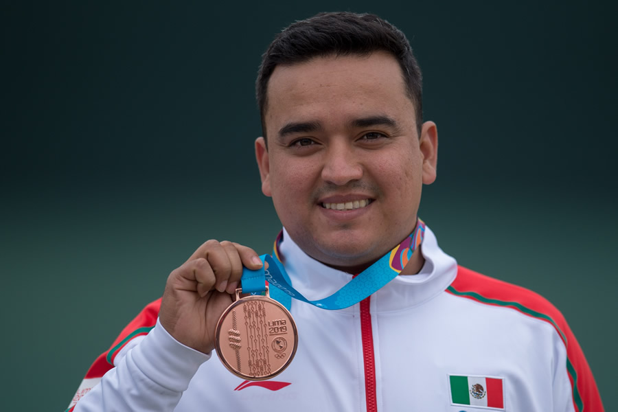 José Luis Sánchez hizo lo propio en Panamericanos con la prueba de Rifle 3 posiciones 50mts. (Mexsport)