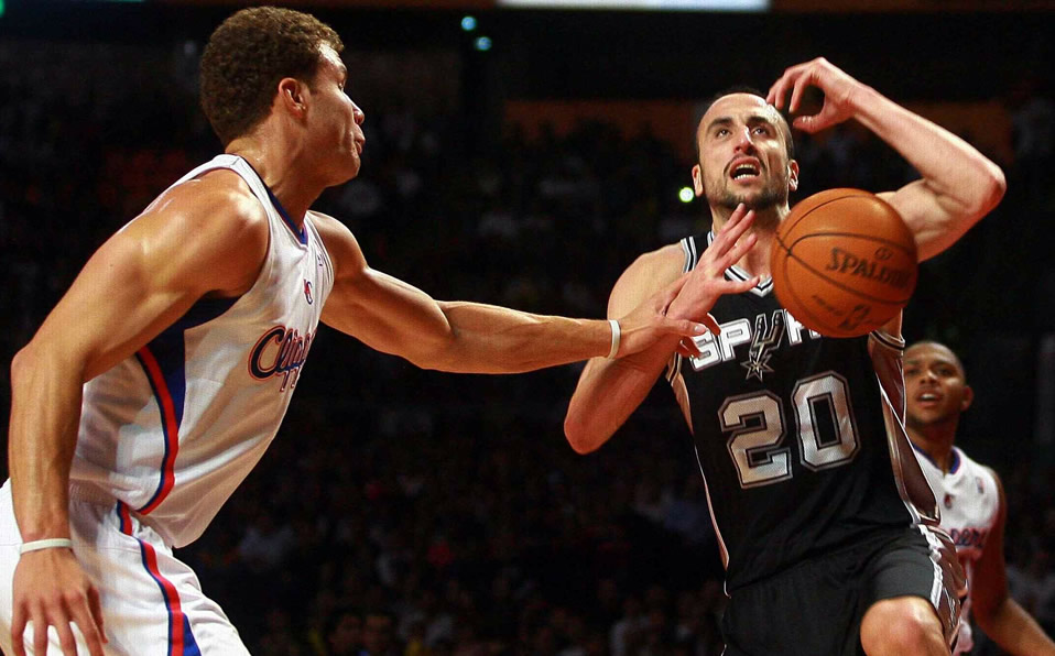 El mejor latino de todos los tiempos en la NBA, Manu Ginóbili, tuvo juegos en México en 2010 y 2017. (Mexsport)