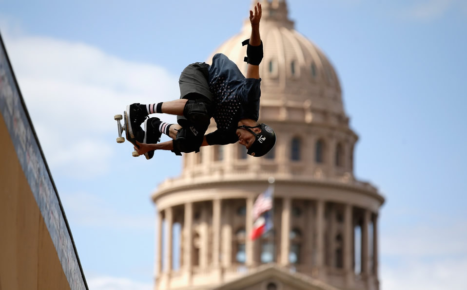 El Dios del skateboarding se llama Tony Hawk, quien puso de cabeza a la Arena CDMX en 2014. (Zimbio)