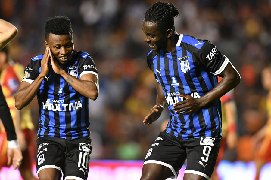 Ake Loba llegó a seis anotaciones con Querétaro en este torneo. FOTO: Mexsport