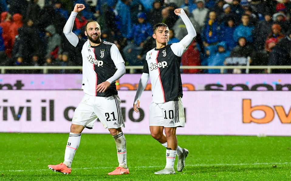 Gonzalo Higuaín y Paulo Dybala guiaron el triunfo bianconero (AFP)