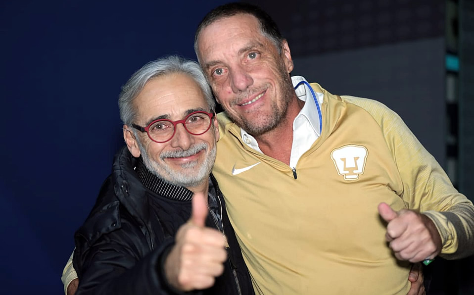 Jesús Martínez y Ares de Parga posaron para la foto del recuerdo. (Foto: Imago7)