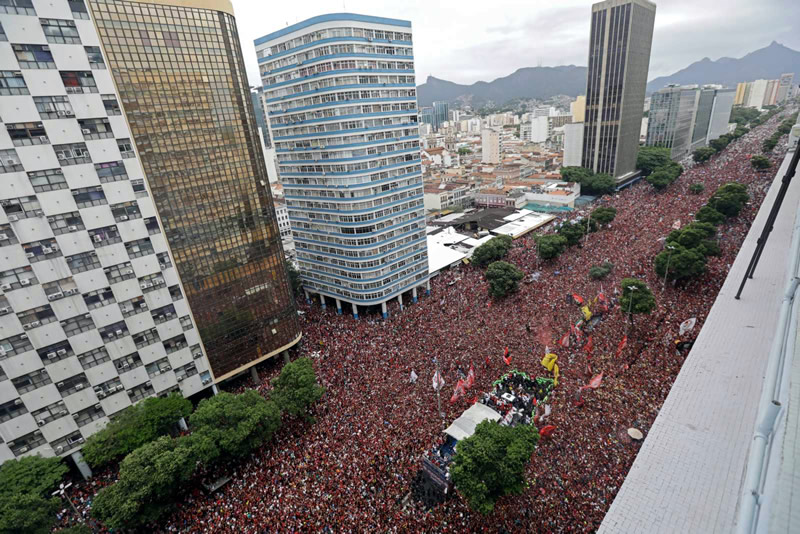 Las mejores imágenes del inolvidable festejo del Flamengo en Río de Janiero por la Libertadores.