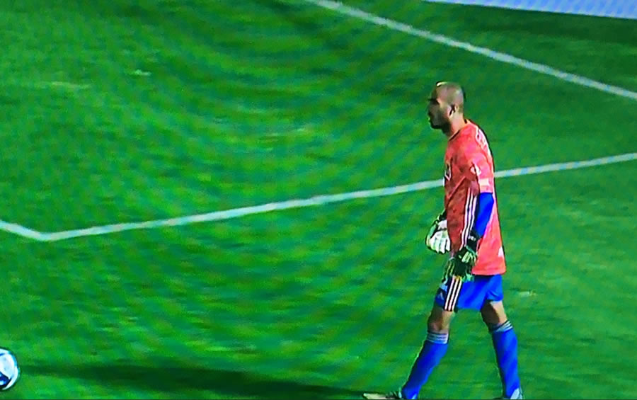 Guido tuvo que ponerse de portero en los últimos minutos del partido ante Juárez.