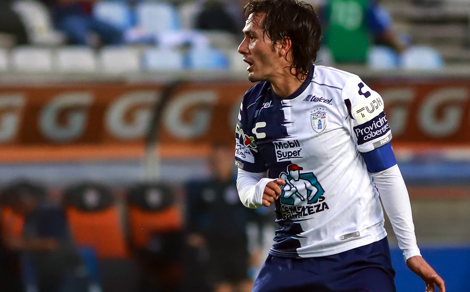 Jorge Hernández (Pachuca) es el "leñador" número 1 con 41 faltas, pero nunca vio la tarjeta roja en el A2019.