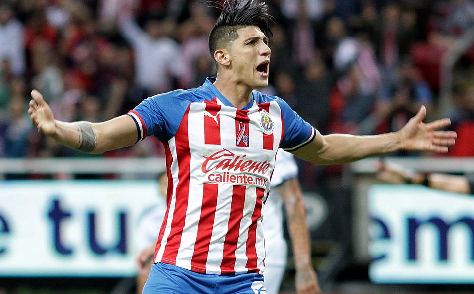 Alan Pulido: Tras quedar Campeón de Goleo en el A2019 es de los más codiciados. Suena en Rayados y Cruz Azul.