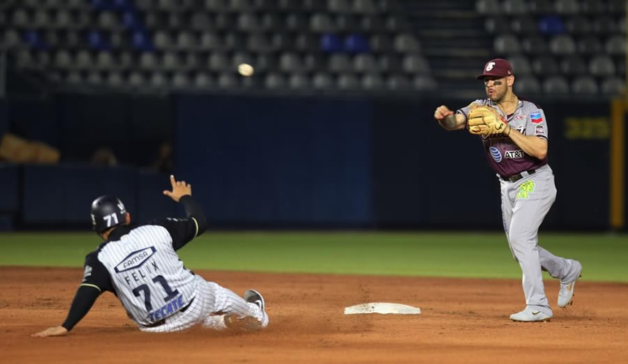 Los regios no encontraron la forma de evitar la derrota. FOTO:  Sultanes.