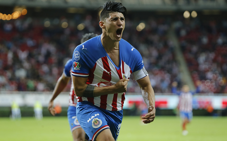 Alan Pulido 105 (Chivas). (imago7)
