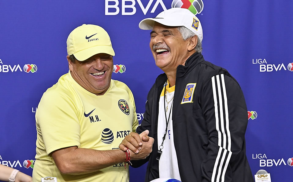 Aunque ambos son de los técnicos con más experiencia en Liguillas. (Imago 7)