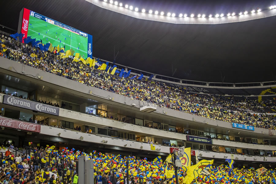 La afición no pudo contenerse a lanzar el grito prohibido en el América vs Tigres. FOTO: Mexsport.