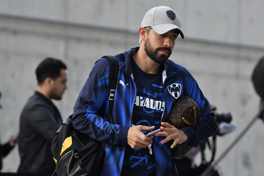 Pizarro no pudo iniciar el encuentro. (Foto: Imago 7)