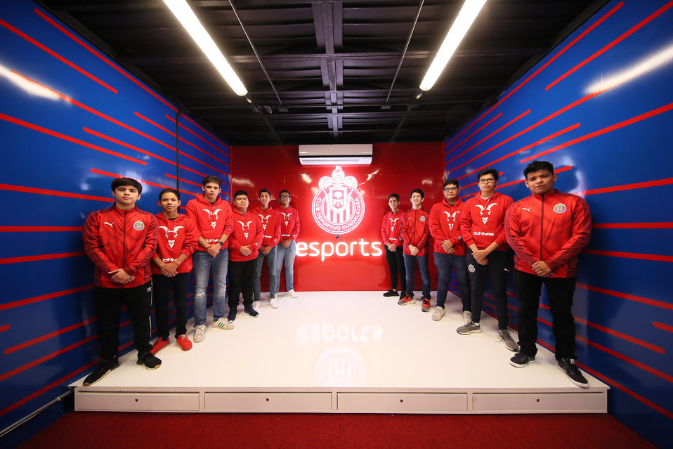 Equipo de Chivas esports. (Chivas esports)