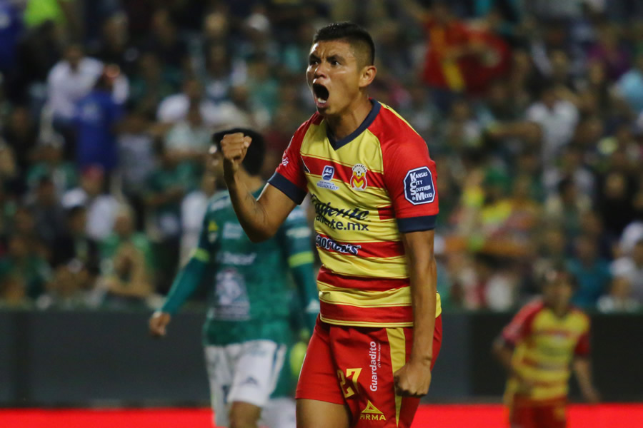 Miguel Sansores marcó el gol del empate y así celebró. (Foto: Imago 7)