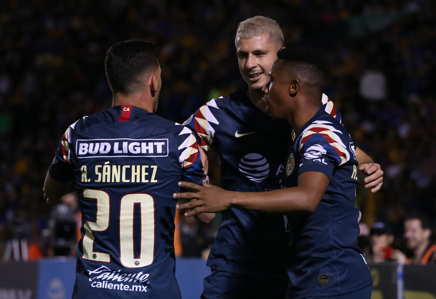 Guido Rodríguez fue pieza fundamental para la victoria. (Foto: Imago 7)