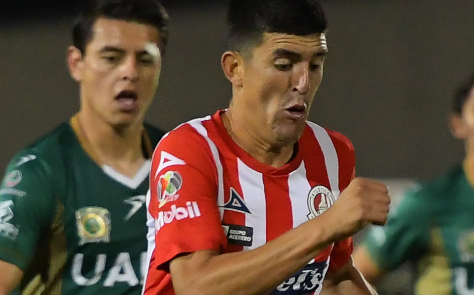 Gabriel Valdez (Paraguay-San Luis) no llegó ni a 50 minutos. (Imago7)