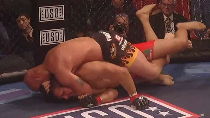 VIDEO: Tito Ortíz venció a Alberto El Patrón en el primer round