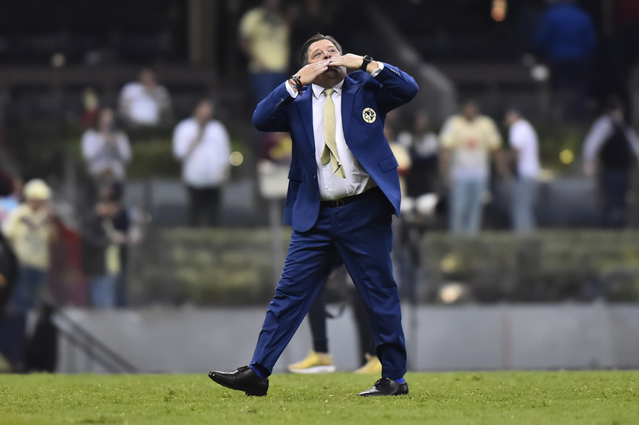 Miguel Herrera va por su tercer título con las Águilas. (Foto: Imago 7)
