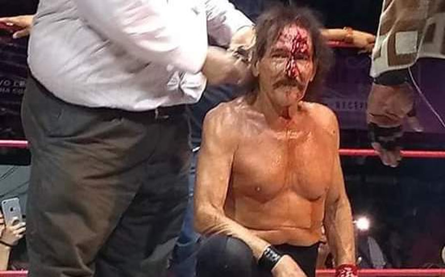 En su lucha de retiro, Sangre Chicana perdió la cabellera ante Satanico el 12 de agosto. (Más Lucha)