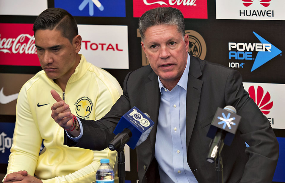 El exarquero mexicano contó una historia sobre la llegada de Agustín a las Águilas (FOTO: Mexsport)