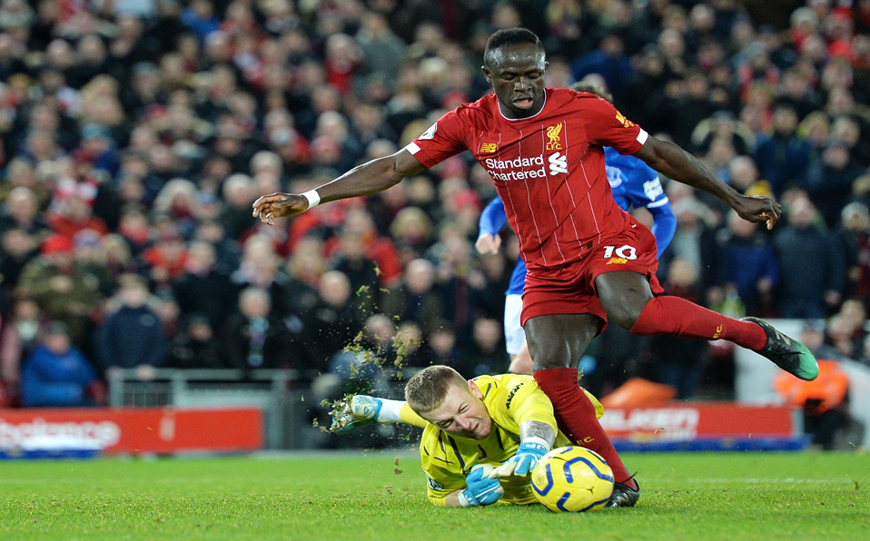 Sadio Mané derrota a Raúl Jiménez y es nombrado Jugador del Mes (EFE)