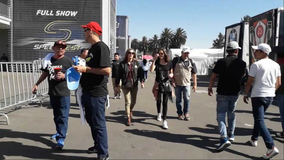 El paddock abierto a los aficionados