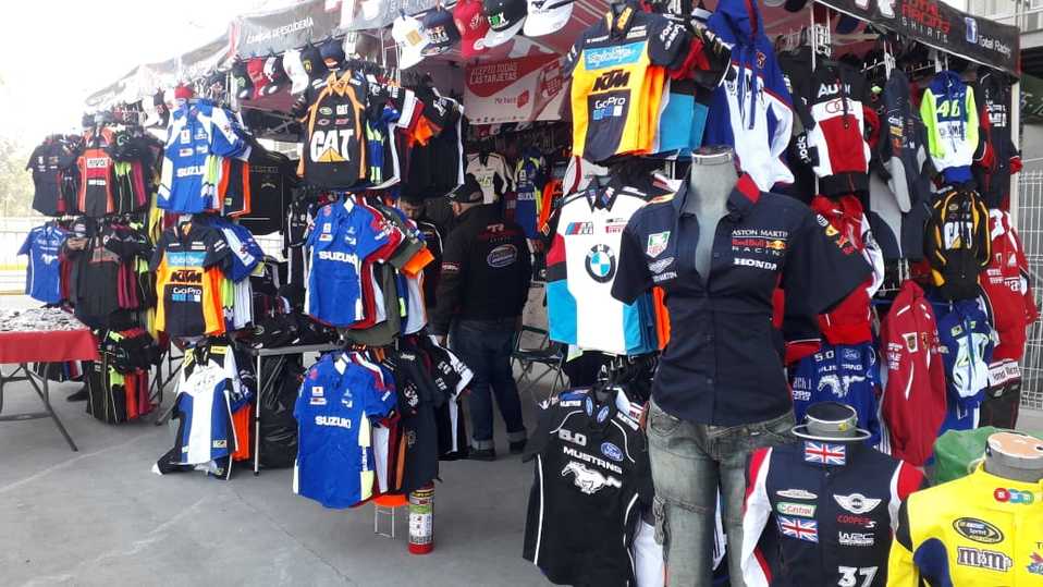 Más souvenirs de las escuderías