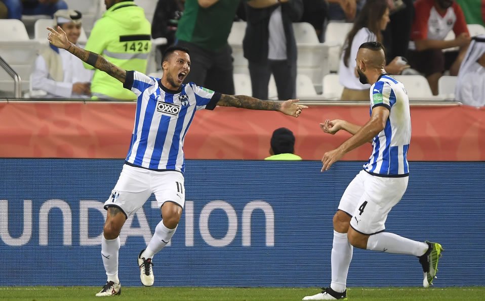 Vangioni tras marcar su gol. (Twitter: @FIFAcom)