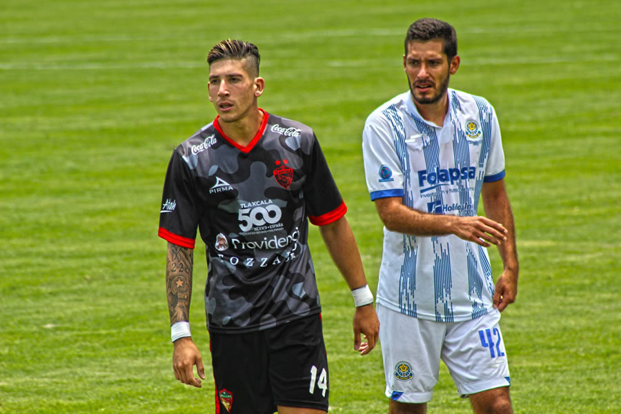 El delantero argentino ha convertido dos anotaciones en esta temporada con los Lobos de Tlaxcala. FOTO: Coyotemaní.