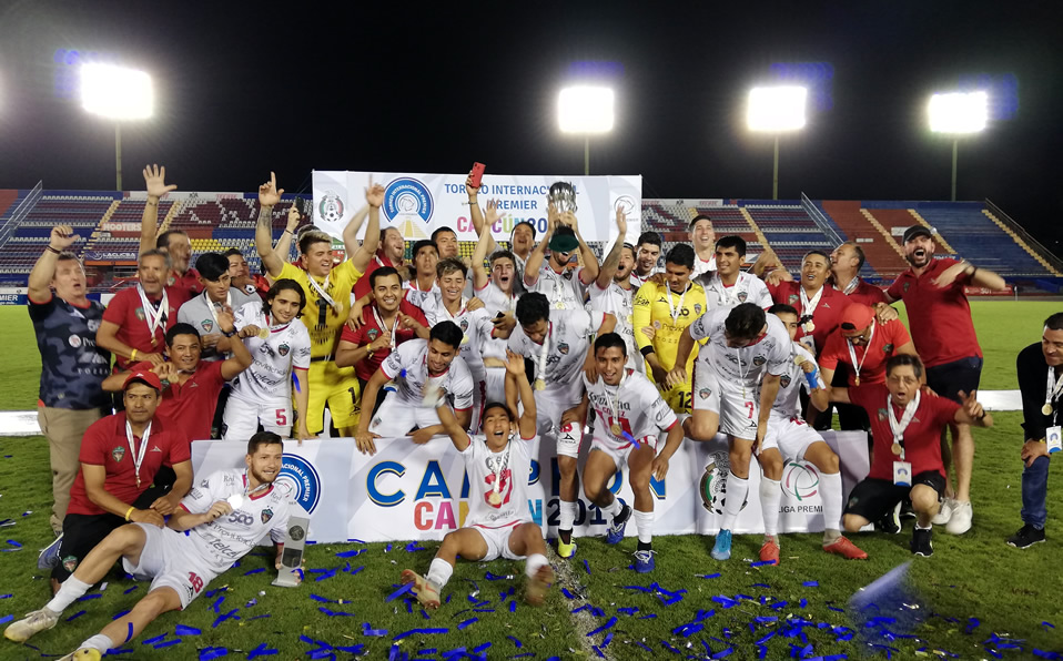 Los jugadores de Coyotes en plena celebración. (Foto: Mediotiempo)