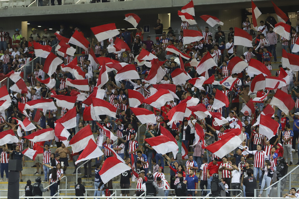 Chivas jugará de local los sábados en la noche. (Foto: imago 7)