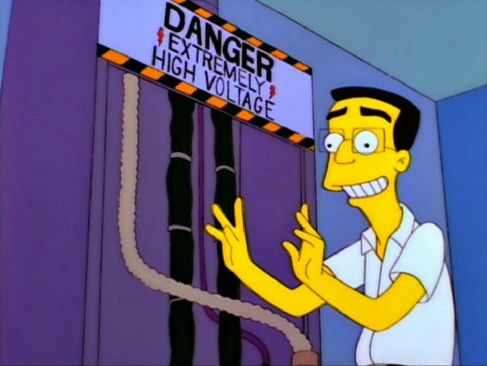 El enemigo de Homero | 8x23 | Frank Grimes, un empleado ejemplar, se frustra al ver que las recompensas sólo se las lleva el holgazán de Homero.