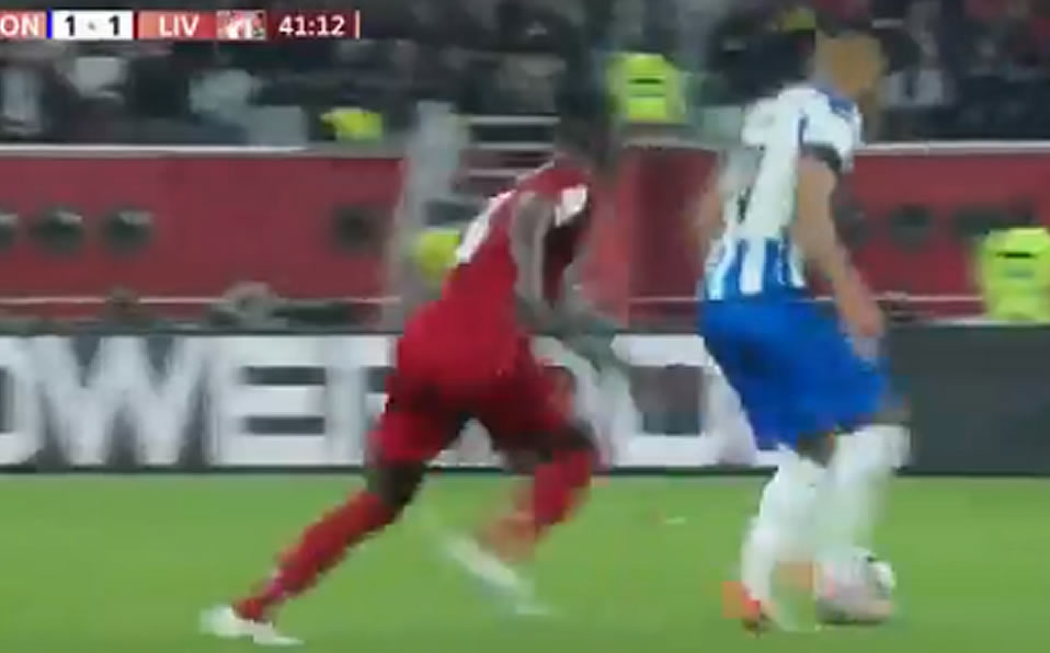 La jugada de crack. (Fox sports)