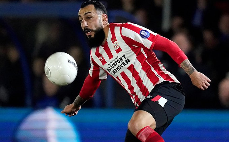 Mitroglou adelantó al PSV en el primer tiempo. (Foto: @psveindhoven)