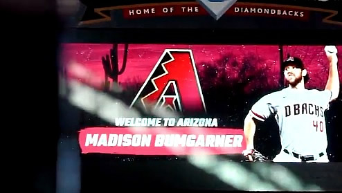 [VIDEO] La emotiva despedida y bienvenida a Madison Bumgarner