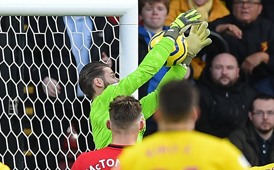 David De Gea comete el error del año en derrota del Manchester (AFP)