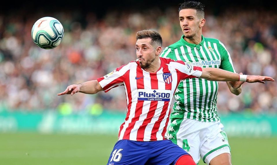 Héctor Herrera completó los 90 minutos ante Betis. (Foto: @HHerreramex)
