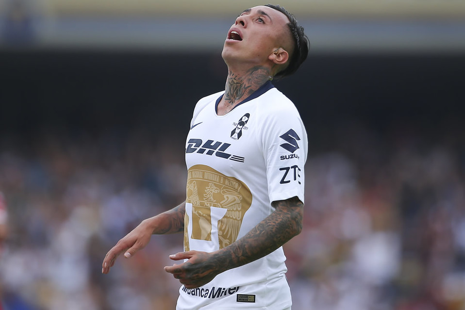Martín Rodríguez dio más de qué hablar por casarse con una modelo e influencer que por estar en Pumas, porque ahí sigue aunque no lo crean.