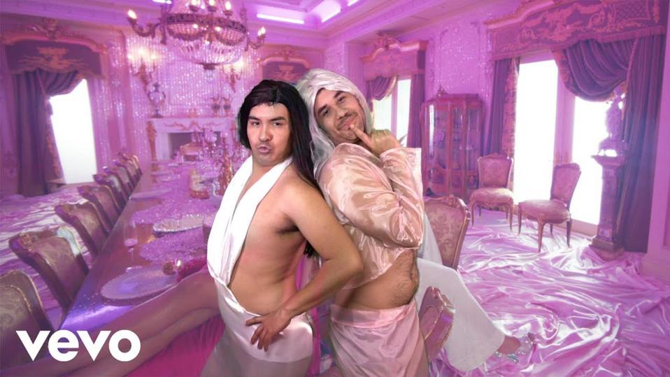 KAROL G, Nicky Minaj- Tusa (Parodia) Chivas