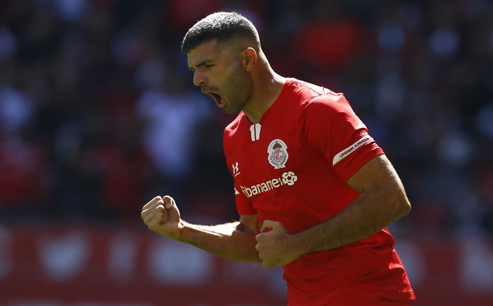 Emmanuel Gigliotti saldría de Toluca; Gremio de Brasil lo buscaría (Imago7)