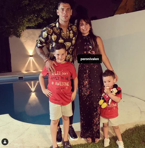 Milton Caraglio estuvo acompañado por sus hijos y esposa.