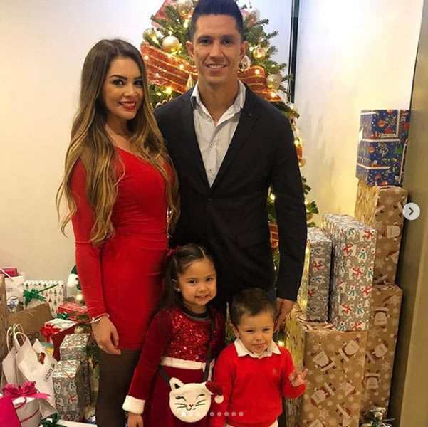 Jesús Molina compartió una imagen previo a la cena de Noche Buena con su familia.