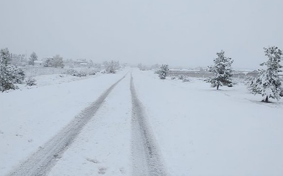 Así luce la segunda nevada en el estado de Baja California.
