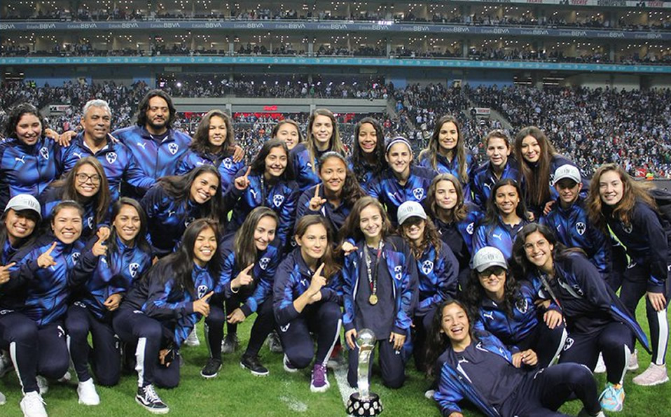 Las jugadoras de Rayadas acudieron a la Final. (Foto: @Rayadas)